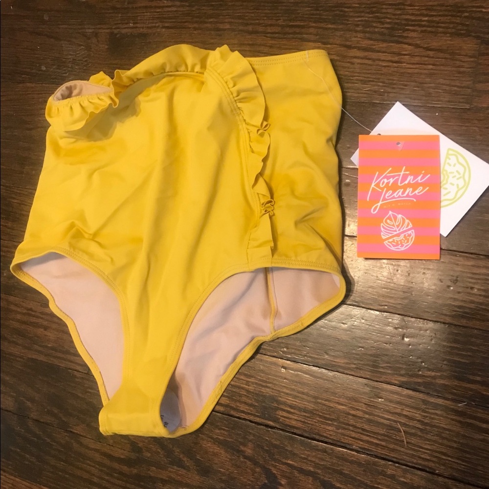 NWT Kortni Jeane bottoms